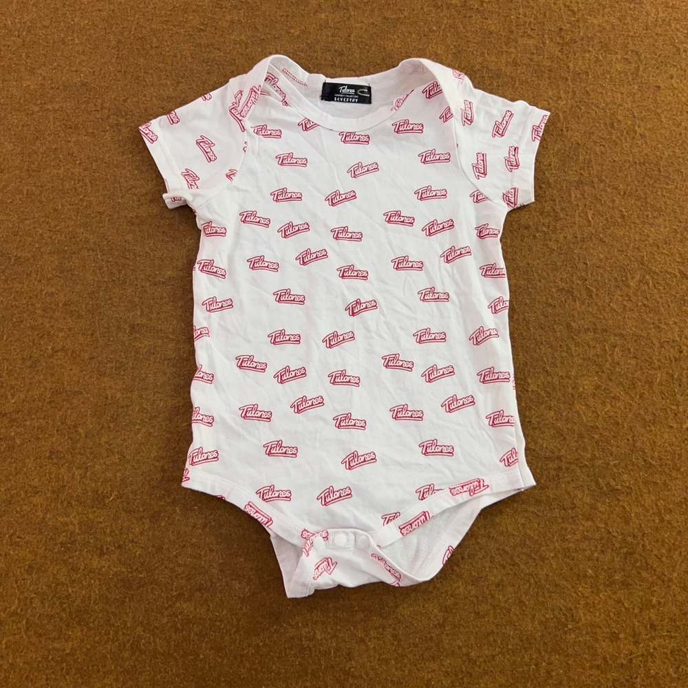 Tulones Unisex 12M White Red Logo Print Short Sleeve Bodysuit New